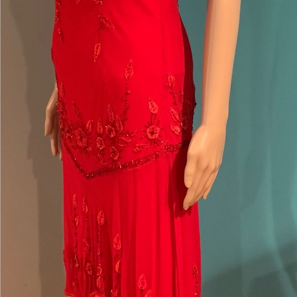 Evening elegant dress - Picture 2 of 8